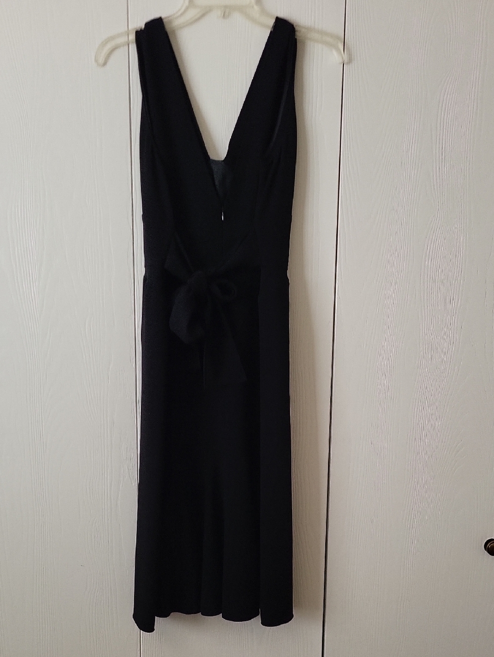 MaxMara Black V-Neck Midi Dress with Waist Bow